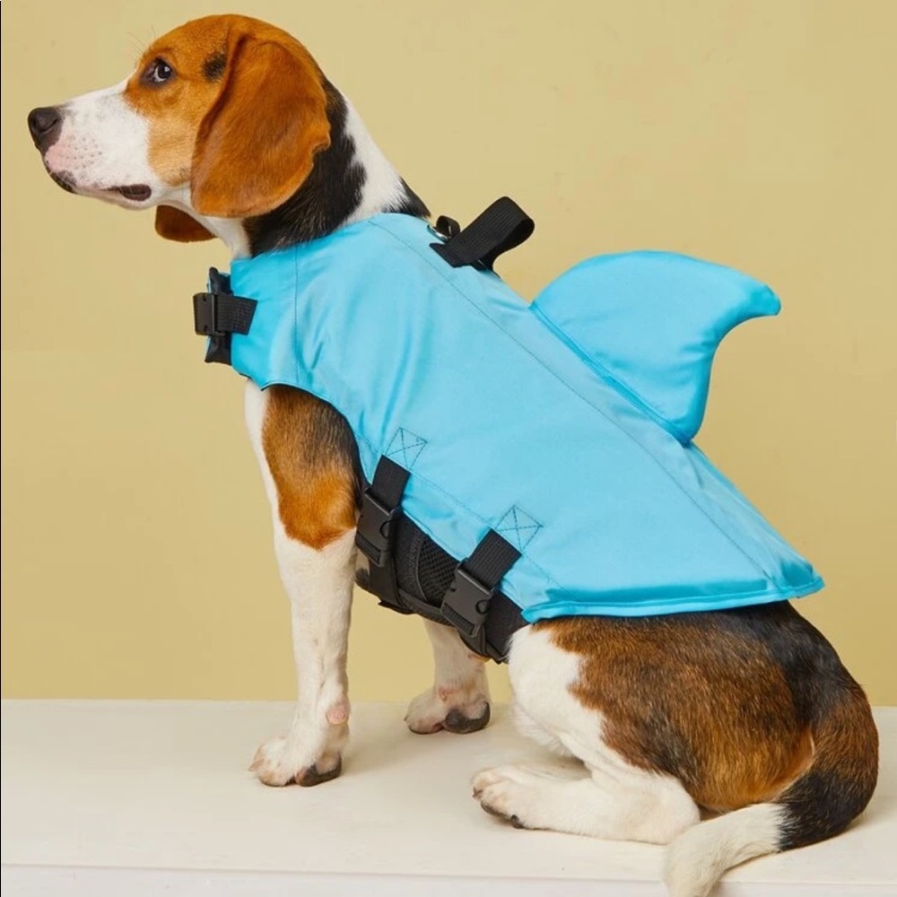 Dog life jacket